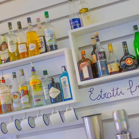 水晶酒店