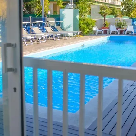 Giulietta Hotel 3*