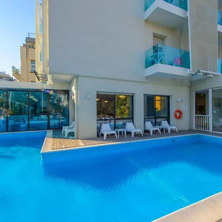 Giulietta Hotel 3*