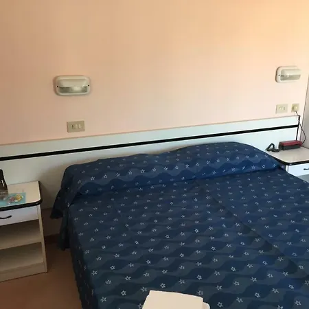 De Paris Hotel