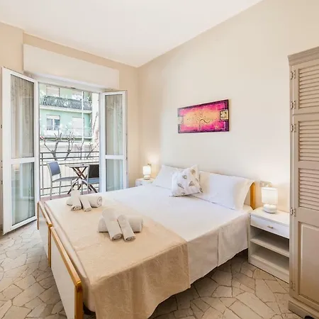 Maria Nel Cuore Di Apartment