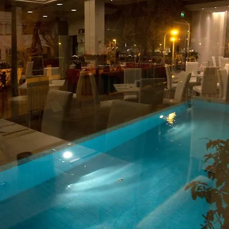 Hotel Montecarlo - Vista Mare Con Piscina & Area Fitness 3*