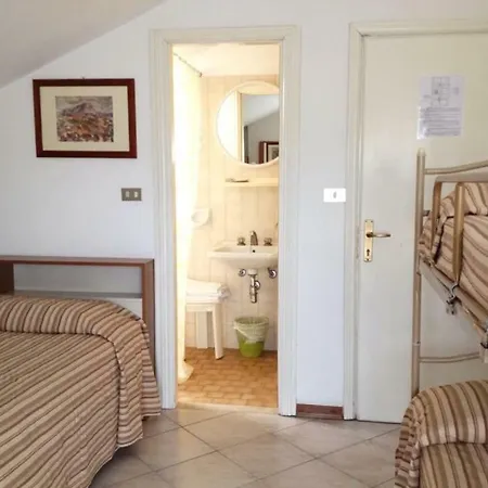 Hotel Madeira 2*