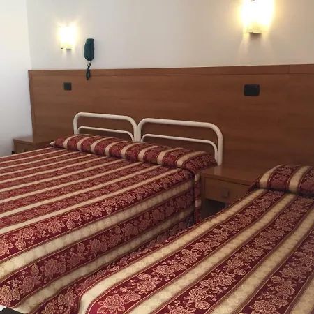 Linda - Family - Nuova Costruzione Antisismica Szálloda Riccione