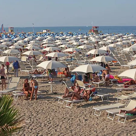Residenza Manuela * Riccione