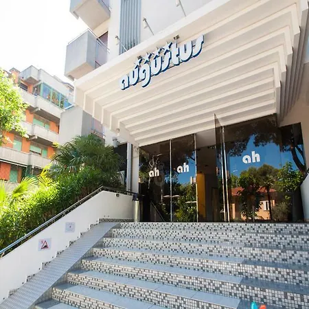 Augustus Hotel