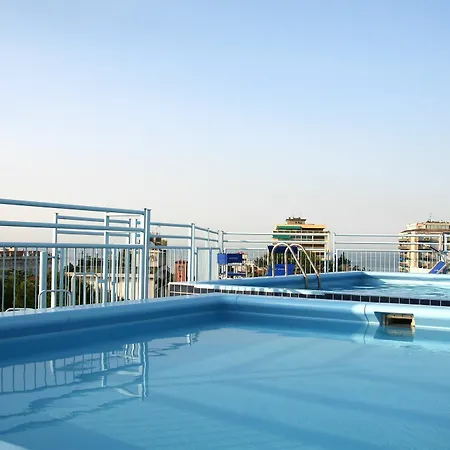 Augustus Hotel