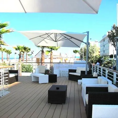 Poker Hotel 3*