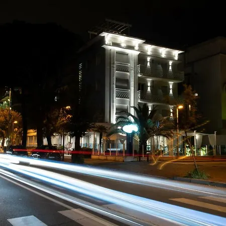 Vela D'oro Riccione