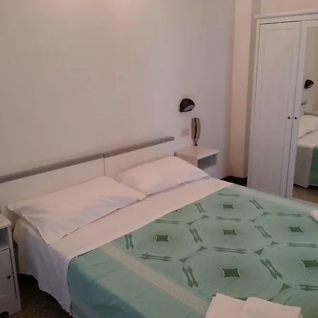 Bed & Breakfast Fiorina - Village Gratuito - Colazione Fino A Mezzogiorno *