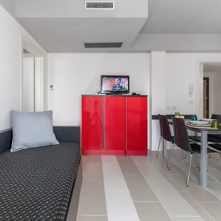 Apart Otel Altomare 3*