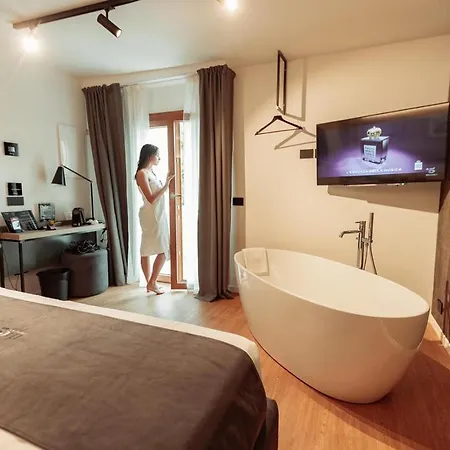 Meg Lifestyle & Hotel