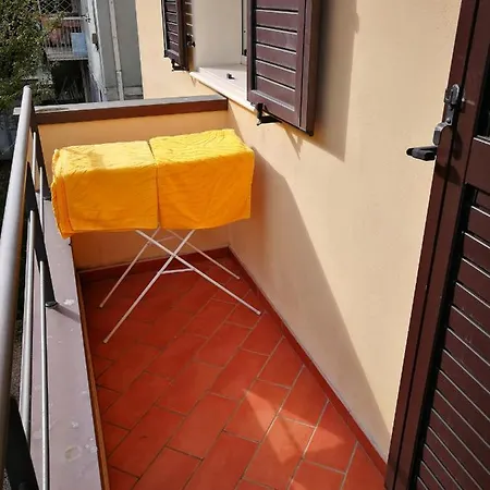 Bilocale Via Montefiore Conca *