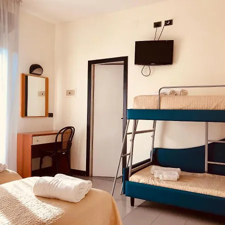 Garisenda -b&b&brunch In Centro A Riccione- Hotel Riccione