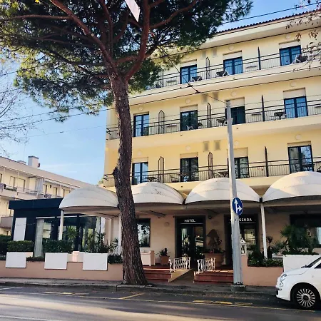 Garisenda -b&b&brunch In Centro A Riccione- Hotel Riccione