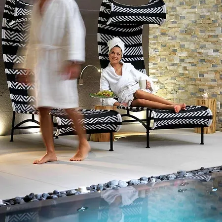 Select & Spa-new Riccione