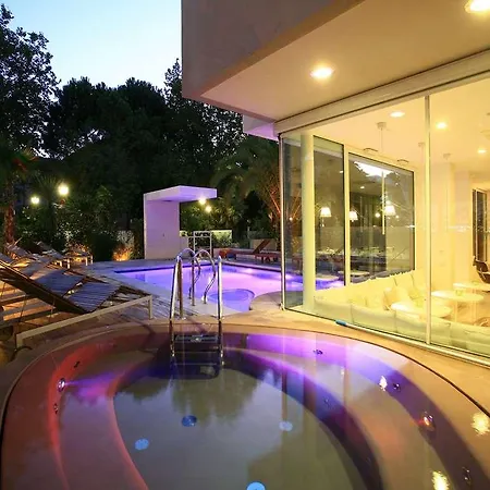 Hotel Select & Spa-new 4*