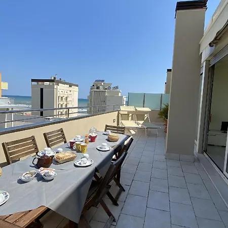 Hotel Avana Fronte Mare Riccione