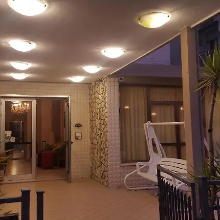 Hotel Lucciola Riccione