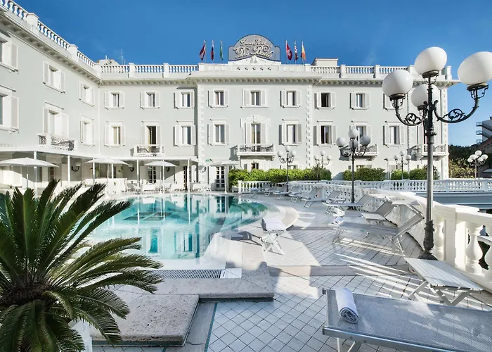 Grand Hotel Des Bains Riccione photo