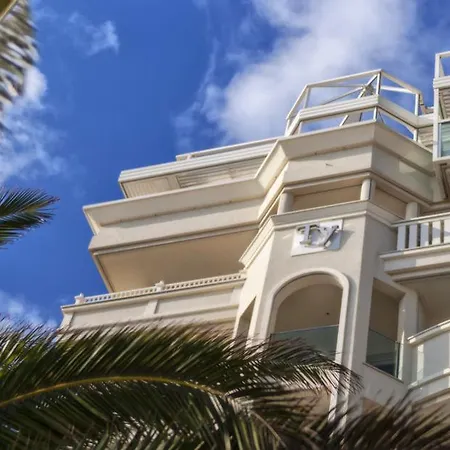 Hotell Tiffany's Riccione