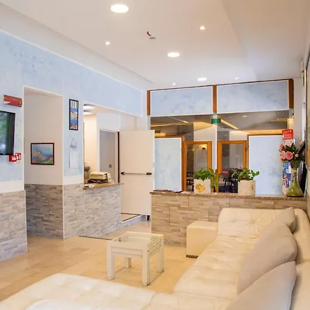 Maris Stella Hotel 2*