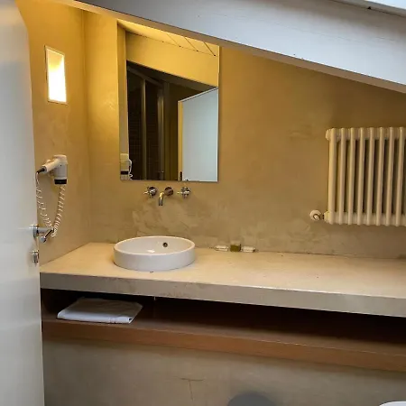Aparthotel Ceccarini 2*