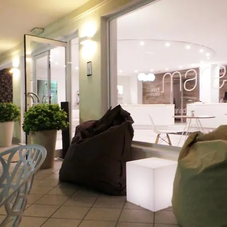 Aria Di Mare - Bed & Brunch In Centro A Riccione