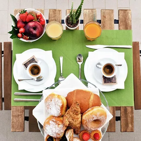 Aria Di Mare - Bed & Brunch In Centro A Szálloda Riccione
