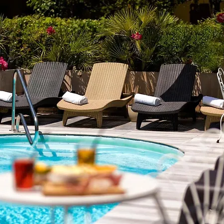 Hotel Condor-new 2024-con Piscina Riccione