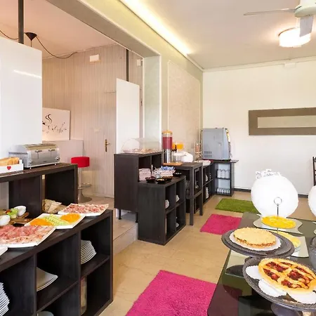 Hotel Condor-new 2024-con Piscina Riccione