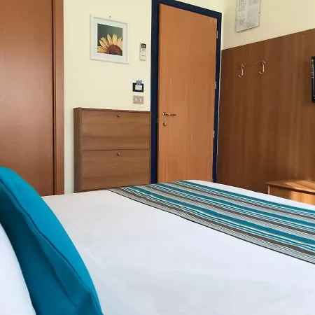 Golf Hotel 3*