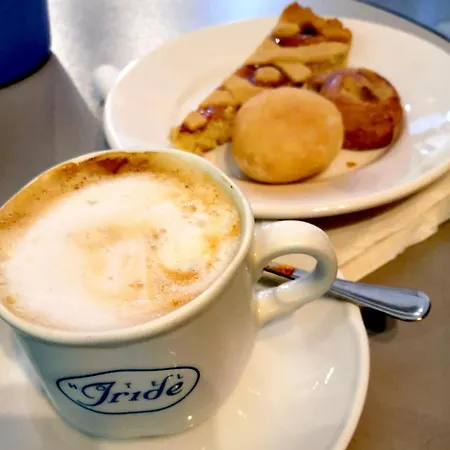 Iride Suite, Breakfast&brunch - Ideale Per Famiglie E Coppie Hotel 2*