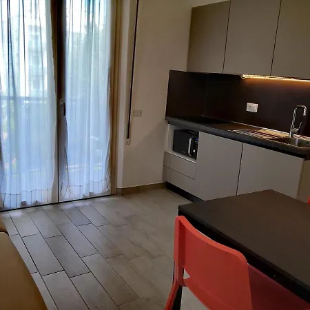 Iride Suite, Breakfast&brunch - Ideale Per Famiglie E Coppie Hotel 2*