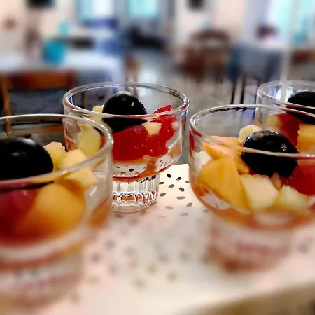 Iride Suite, Breakfast&brunch - Ideale Per Famiglie E Coppie 2*