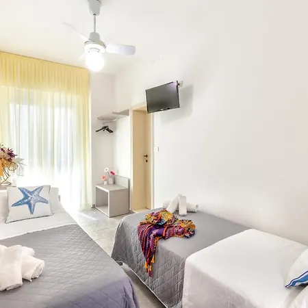 Hotel Condor-new 2024-con Piscina
