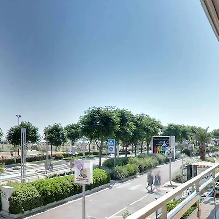 Hotel Mon Cheri 3*