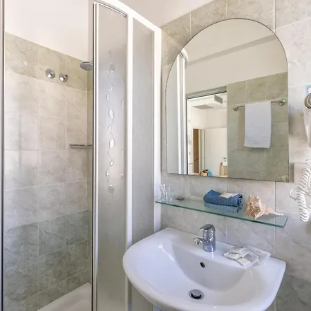 Hotel Caprice B&B - In Centro A Riccione Hotel Riccione