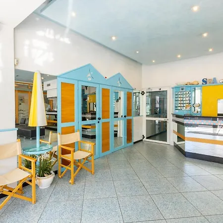 Hotel Caprice B&B - In Centro A Riccione
