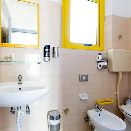Marzia Con Piscina 3*