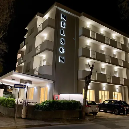 Nelson Hotel