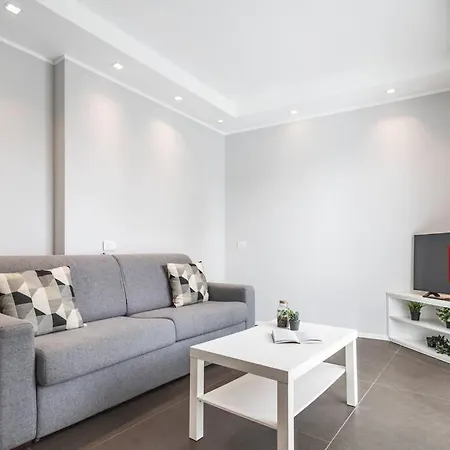 New Private Garden & Cozy Apartment *