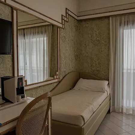Hotel President 4*