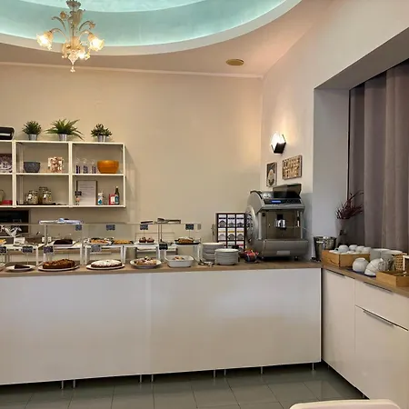 Hotel Iride Suite, Breakfast&brunch - Ideale Per Famiglie E Coppie