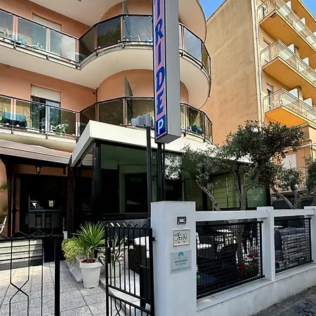Iride Suite, Breakfast&brunch - Ideale Per Famiglie E Coppie Hotel Riccione