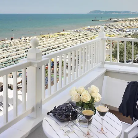 Tiffany's Hotell