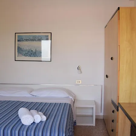 Angeles - Fronte Mare Hotell