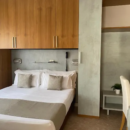 Golf Hotel