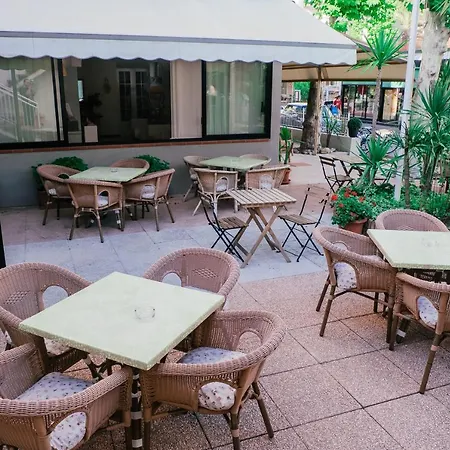 Hotel Jolie 2*