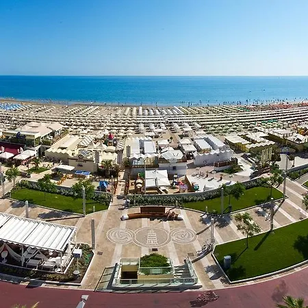Vienna Touring 4* Riccione